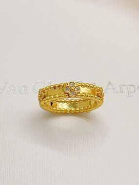 Van Cleef & Arpels Yellow Gold CloverDiamond Accent Ring
